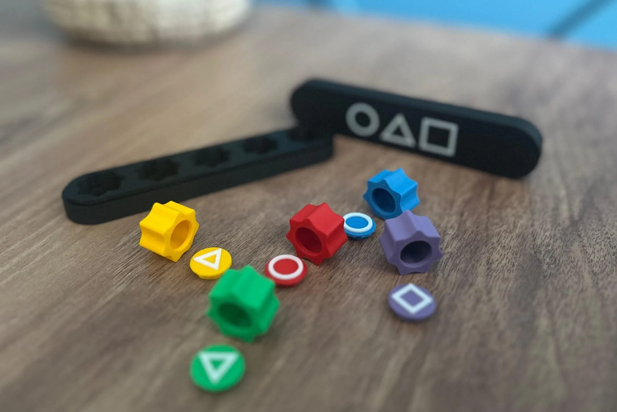 Squid Game Temalı Kutulu Oyun Seti -  Kore Beş Taş Oyunu Gonggi