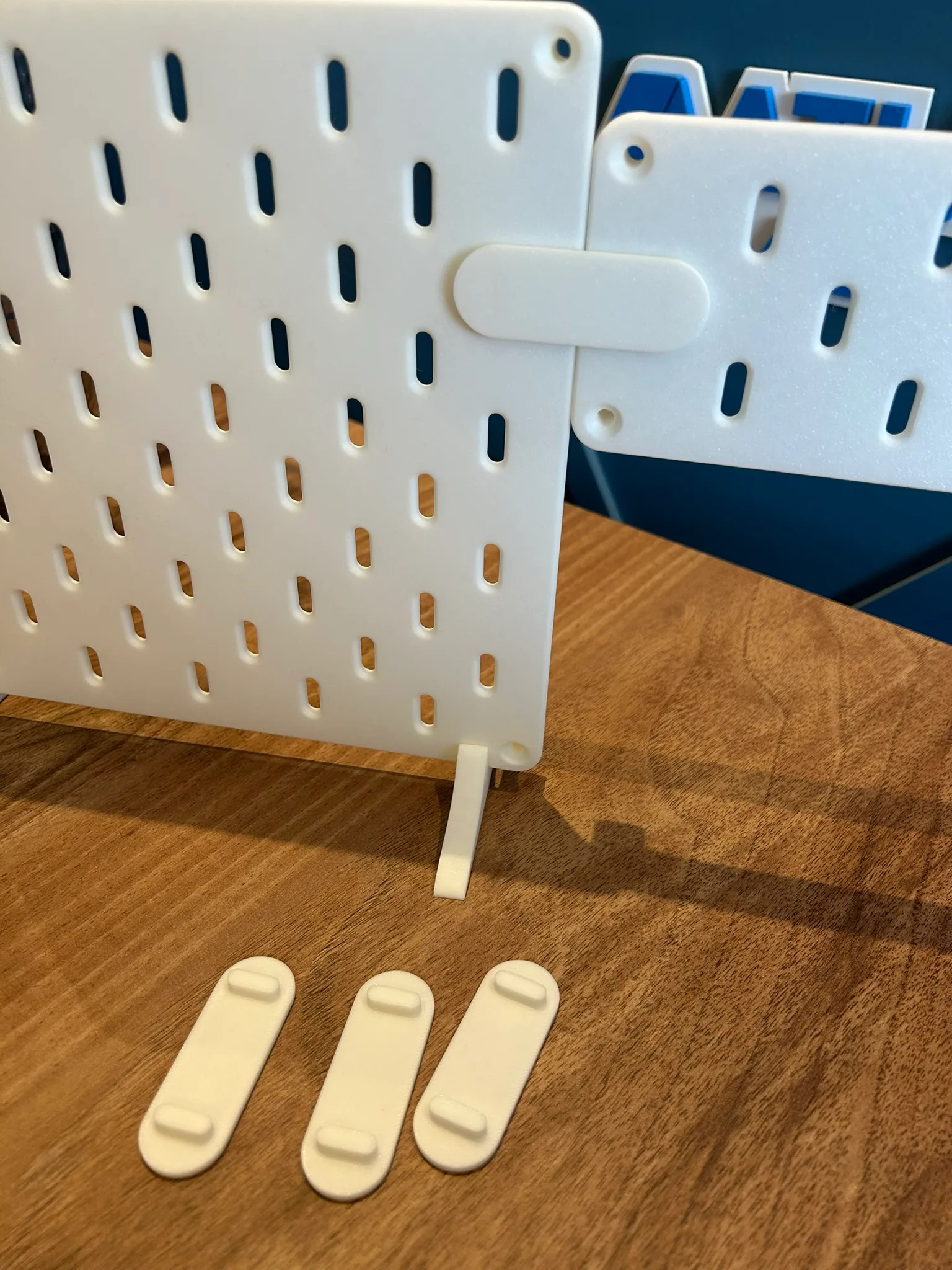 SKADIS Tarzı Pegiboard Masaüstü Kullanım ve Aksesuar Seti – 3D Baskı Modüler Organizasyon Kiti - Görsel 3