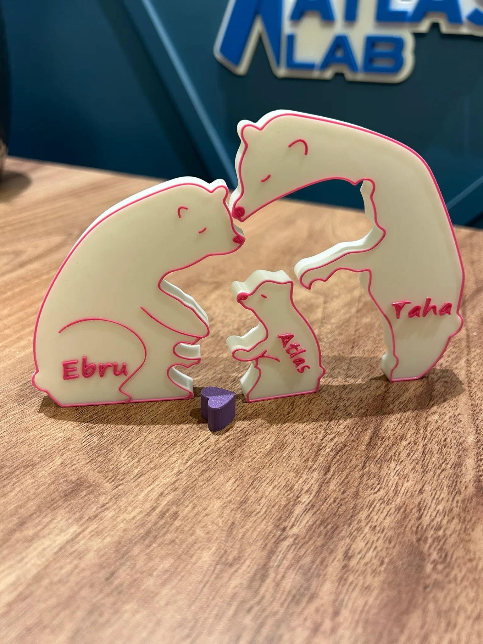 Kişiye Özel Ayıcık Aile Figürü – Anne, Baba, Bebek İsimli 3D Aile Süslemesi | Anneler Günü Hediyesi - Görsel 8