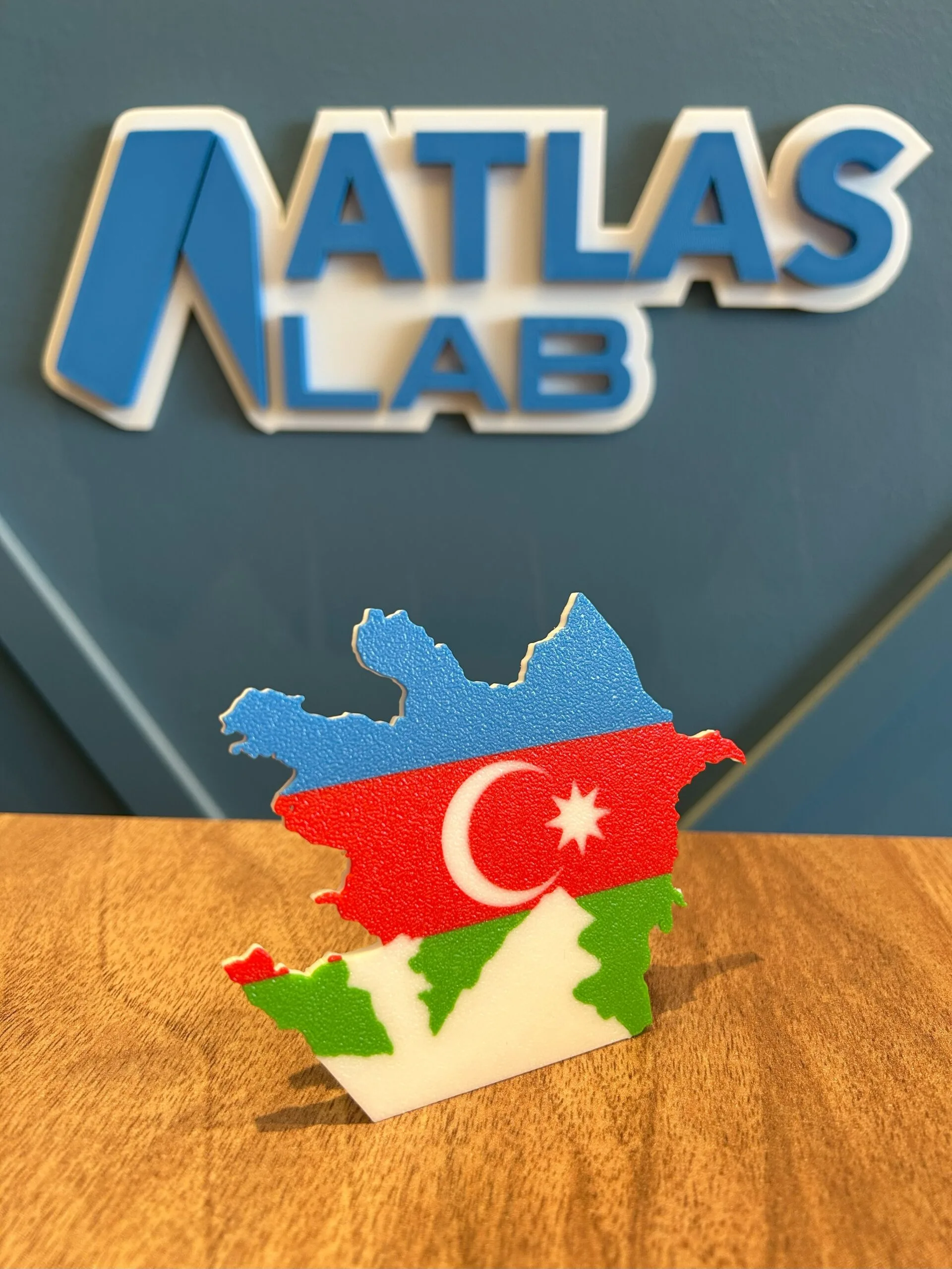 Azerbaycan Haritası Masaüstü Dekor – Bayrak Temalı Tasarım – Anlamlı Hediyelik Obje - 3D Baskı - Görsel 4