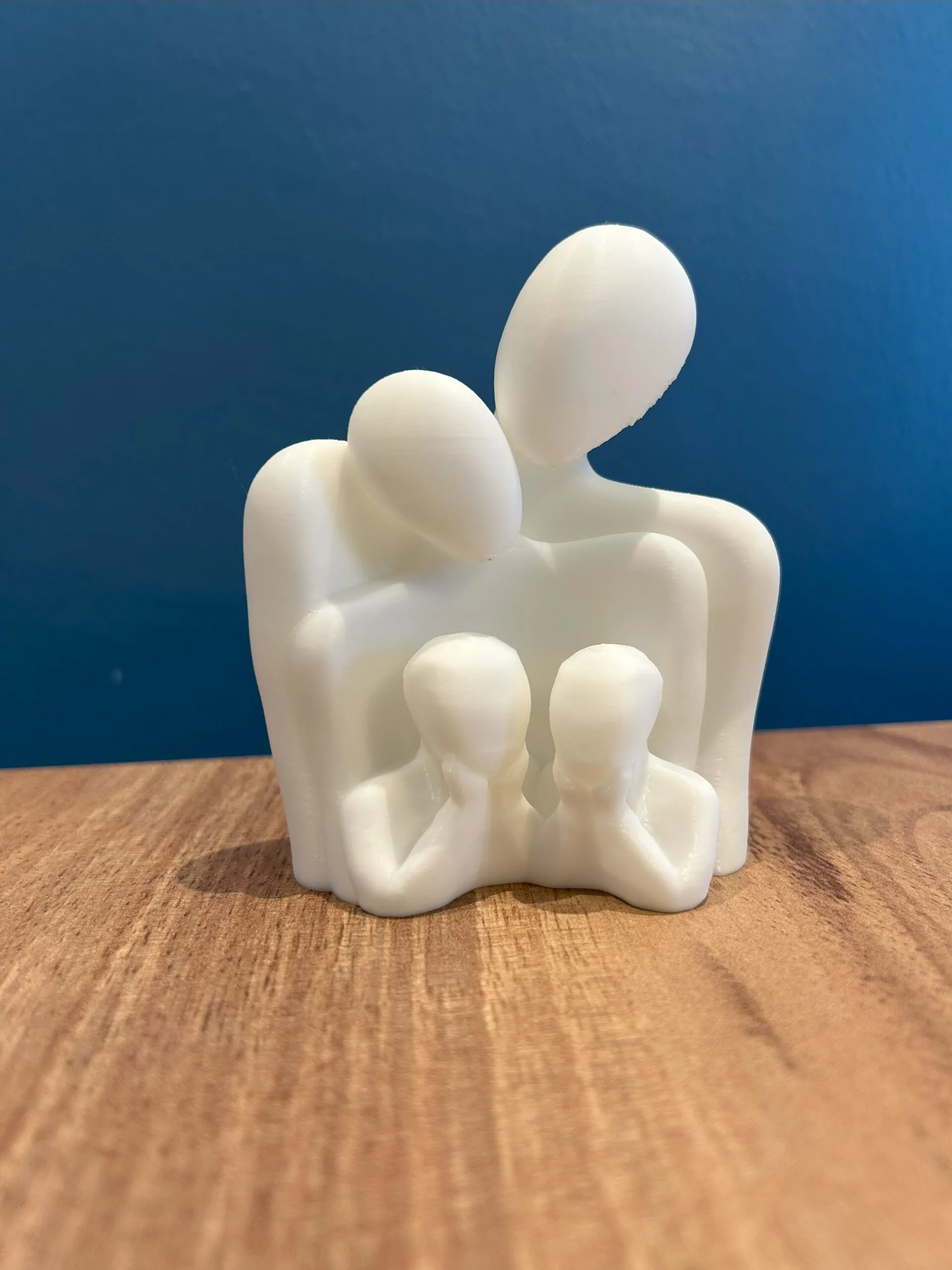 Aile Figürü – Babalar Günü Hediyelik Dekoratif Obje – 1, 2 veya 3 Çocuk Opsiyon - 3D Baskı - Görsel 3