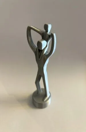 Baba ve Çocuk Figürlü Dekoratif Obje – 13,5 cm 3D Baskı Hediyelik – Babalar Günü İçin Özel Tasarım