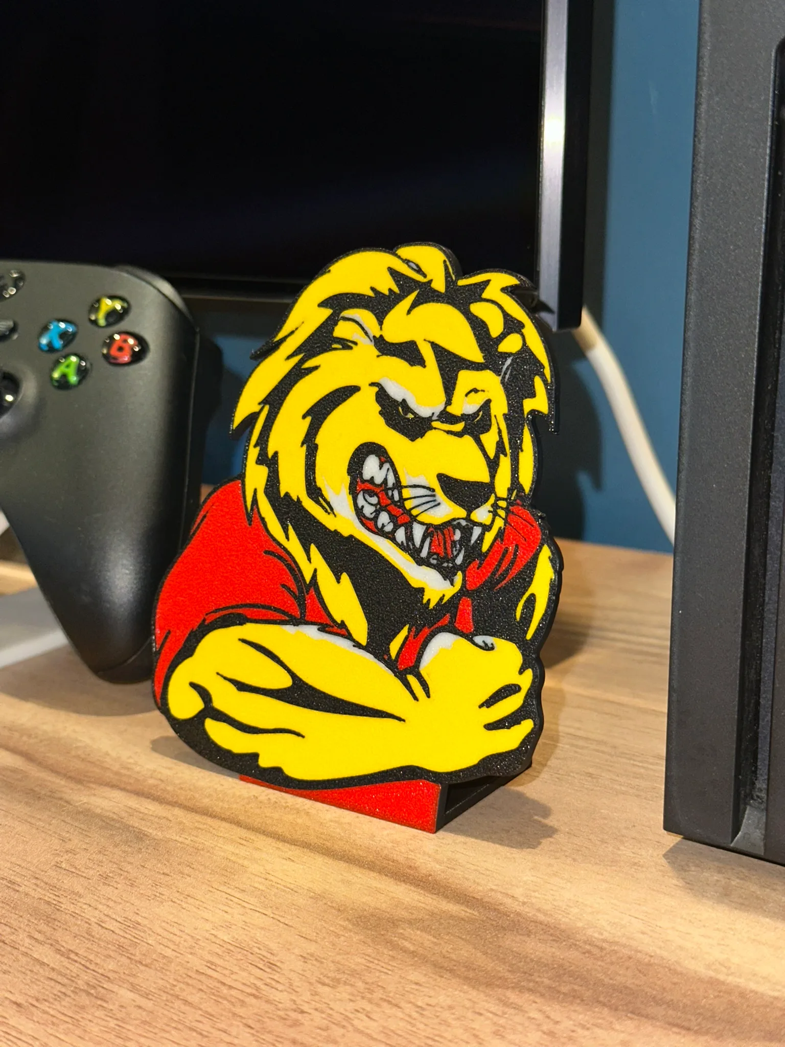 Sarı Kırmızı Aslan Figürü - 3D Baskı Dekoratif Obje - Taraftar Hediyesi - Şampiyonluk - Görsel 3