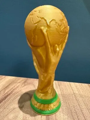 FIFA Dünya Kupası Temalı Kupa – 15 cm 3D Baskı Altın Renk Şampiyonluk Figürü (World Cup)